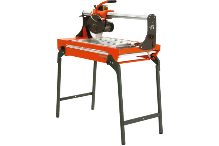 scie_sur_table_73_cm